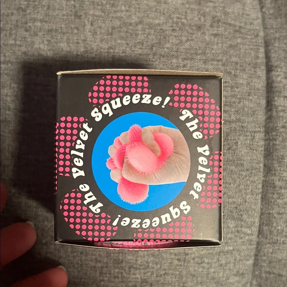 Needoh Fuzz Ball - Pink Learning Toy - Picture 6 of 7